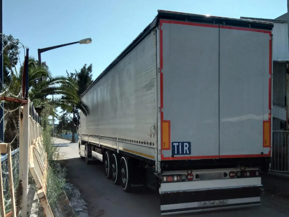 Kapali kasa sehirler arasi nakliyat tiri